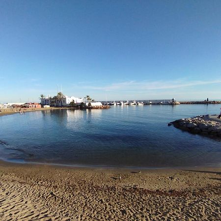 Beachfront Studio With Stunning Sea Views Марбелья Экстерьер фото